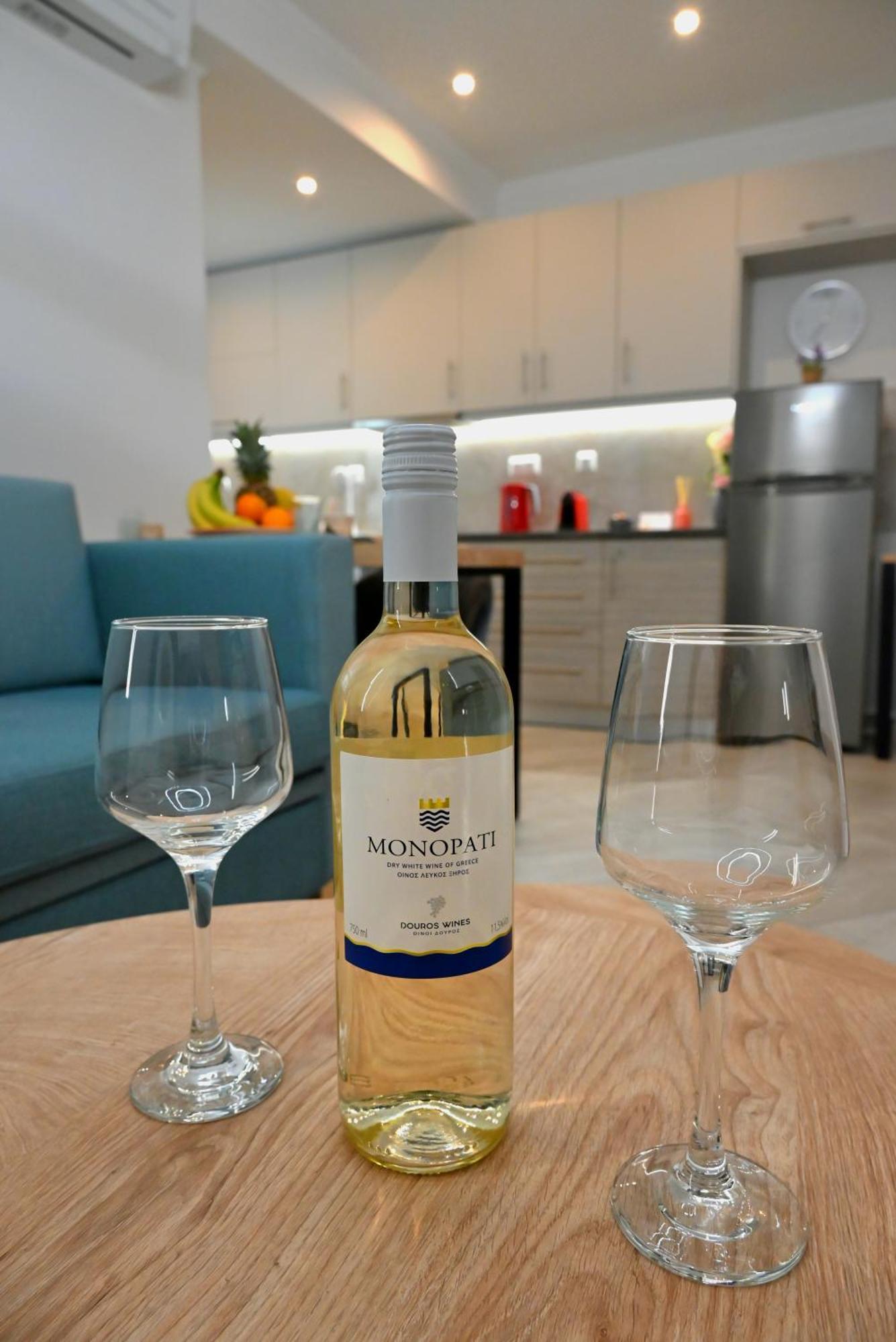Mouson Luxury Apartment Kavála ภายนอก รูปภาพ